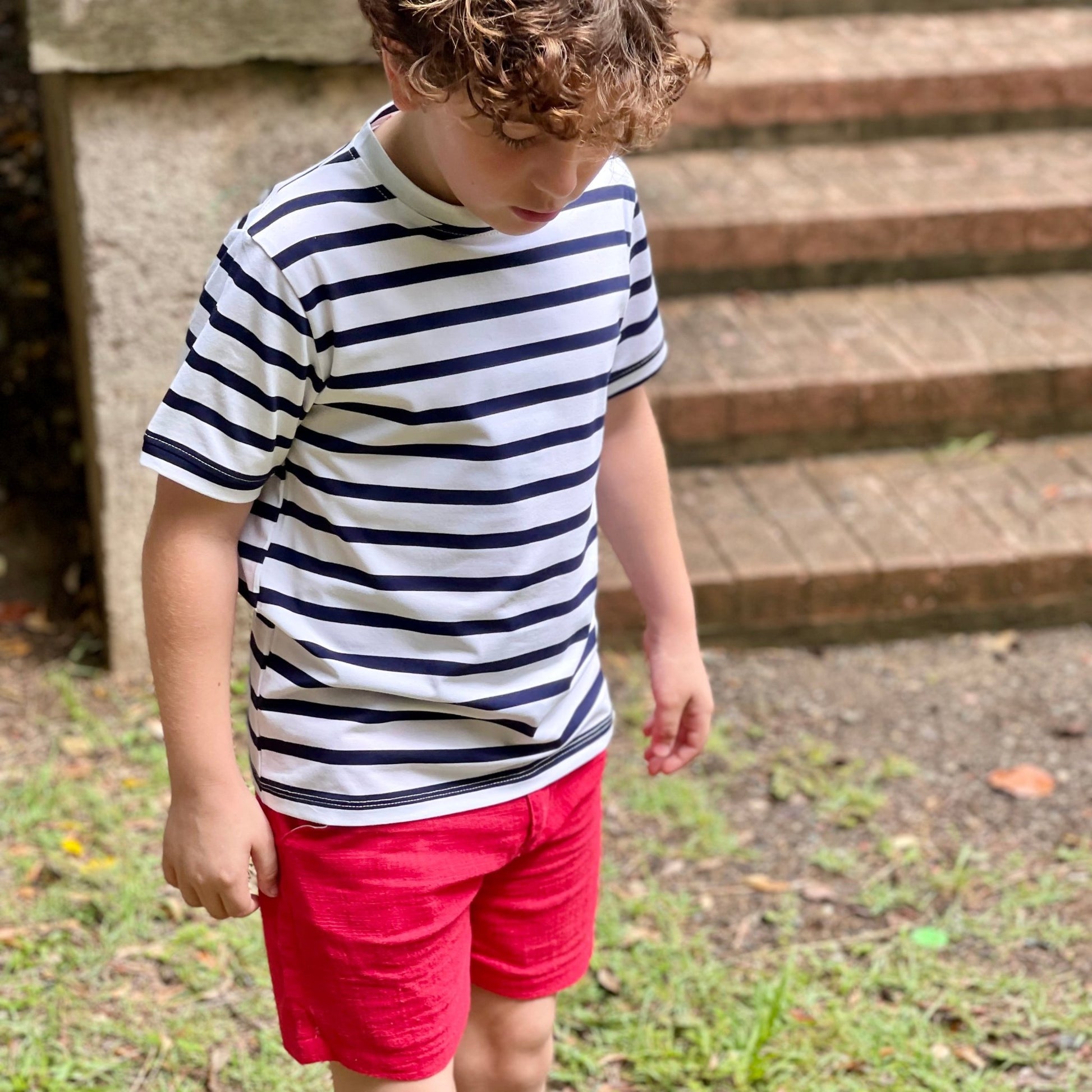 CREW red shorts - Nico