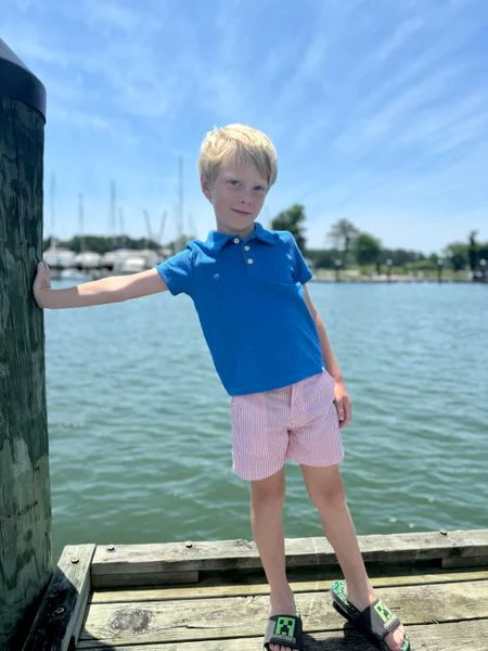 CREW red/white stripe shorts