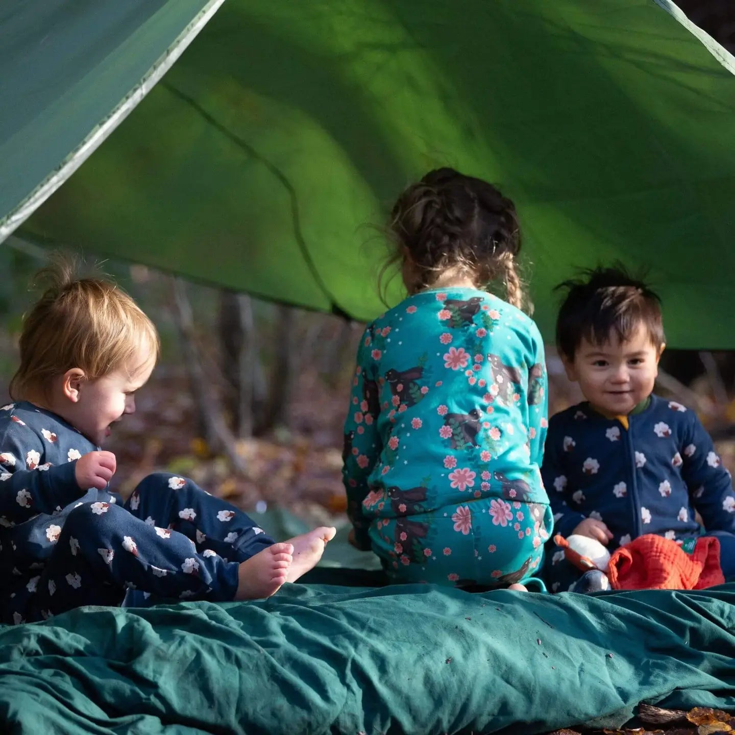 Winter Rabbits Organic Pyjamas – 2-Piece Set | (12M–5Y)