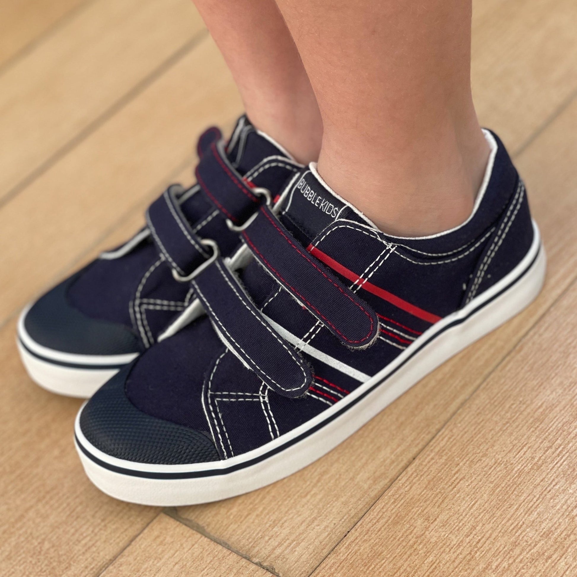 Navy Blue Sneakers - Nico
